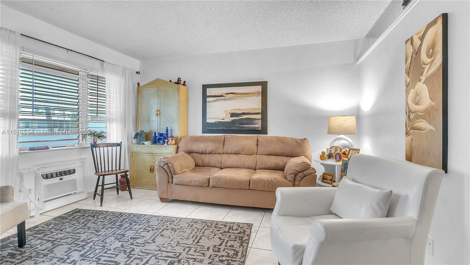 815 SW 10th Ter 20V, Hallandale Beach, Florida 33009, 1 Bedroom Bedrooms, ,1 BathroomBathrooms,Residential,For Sale,815 SW 10th Ter 20V,A11510554