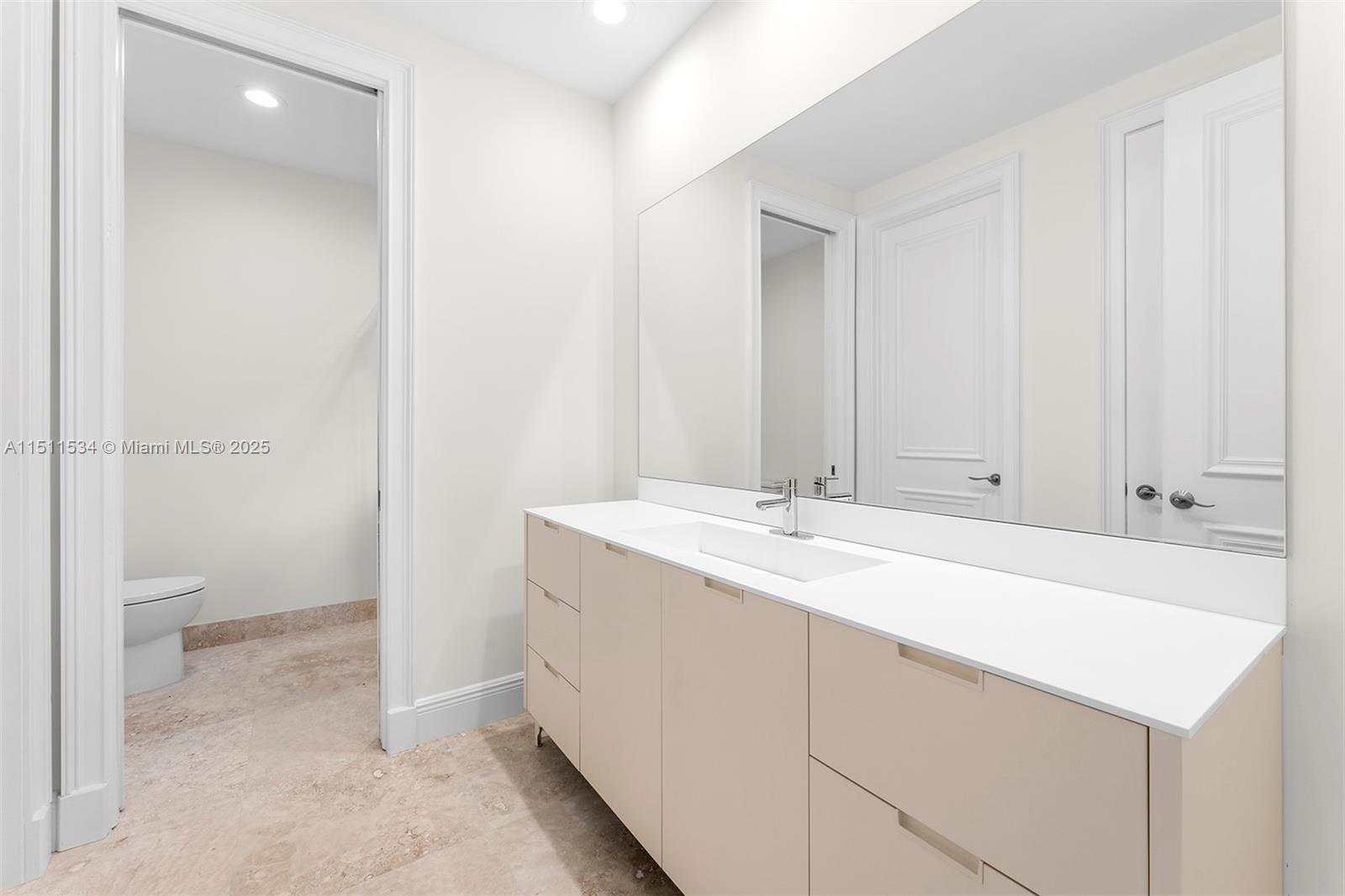 9941 60th Ct, Pinecrest, FL, 33156 United States, 9 Bedrooms Bedrooms, ,8 BathroomsBathrooms,Residential,For Sale,60th Ct,A11511534