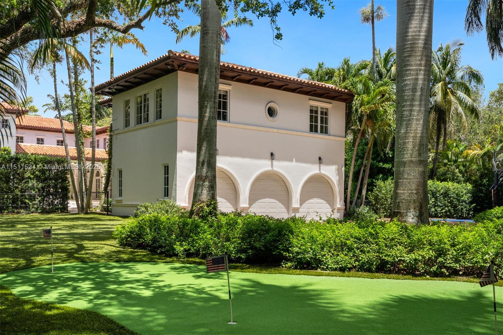 9941 60th Ct, Pinecrest, FL, 33156 United States, 9 Bedrooms Bedrooms, ,8 BathroomsBathrooms,Residential,For Sale,60th Ct,A11511534