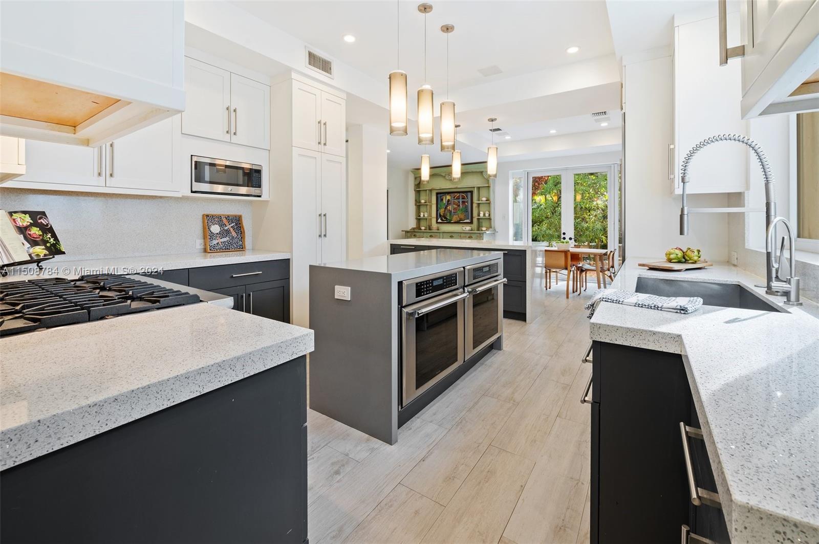 3632 Stewart Ave, Miami, FL 33133, 4 Bedrooms Bedrooms, ,5 BathroomsBathrooms,Residential,For Sale,Stewart Ave,A11508784