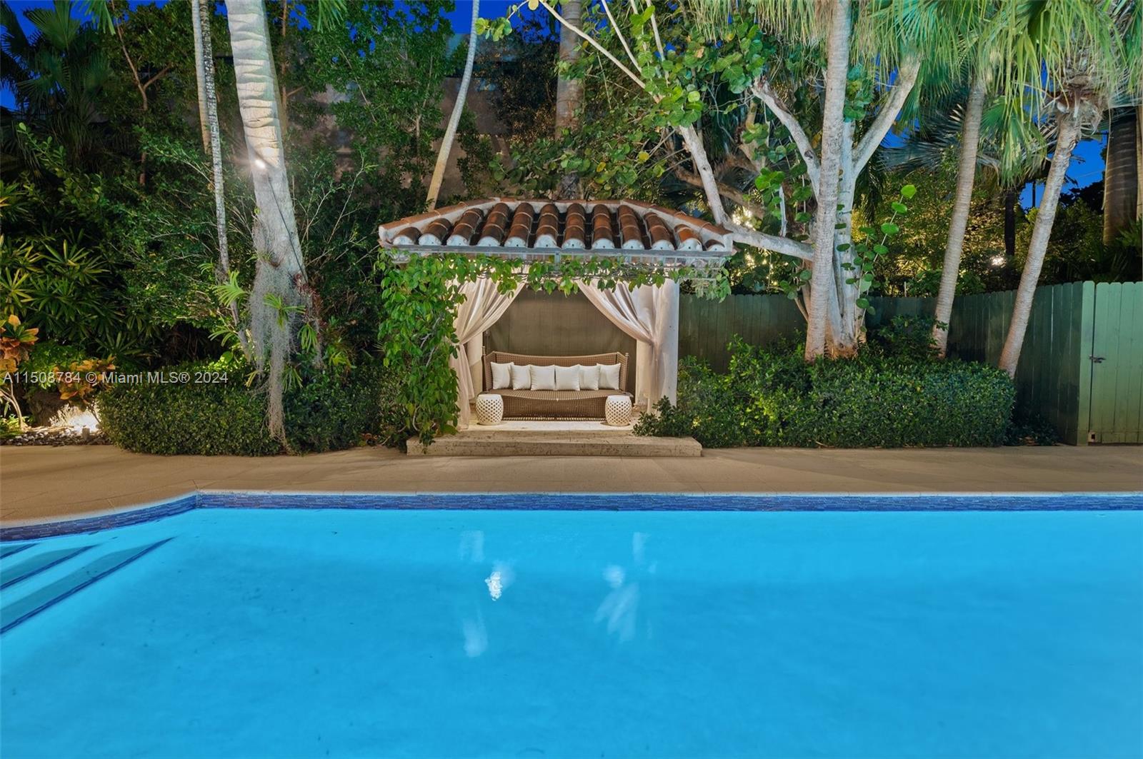 3632 Stewart Ave, Miami, FL 33133, 4 Bedrooms Bedrooms, ,5 BathroomsBathrooms,Residential,For Sale,Stewart Ave,A11508784