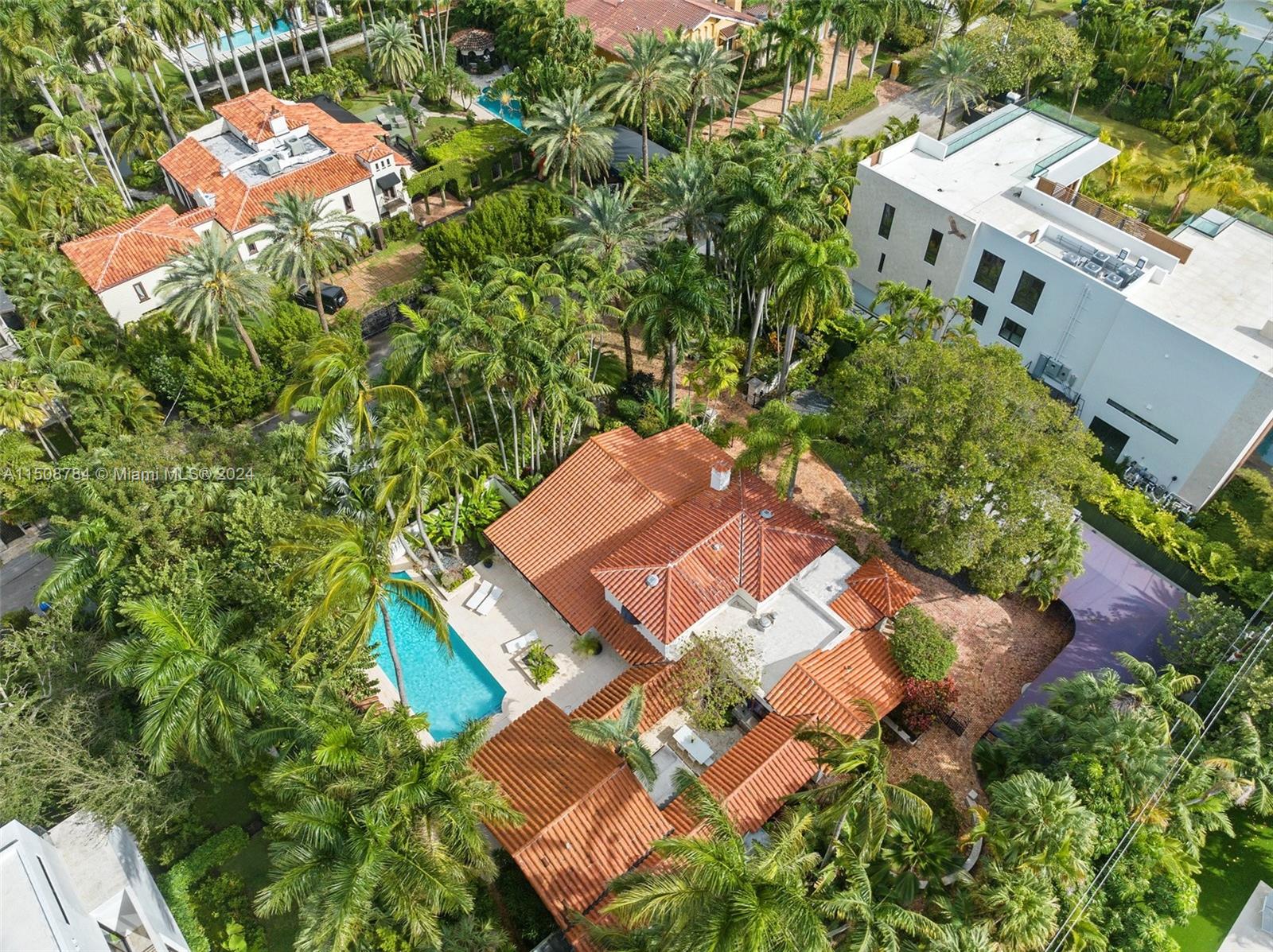 3632 Stewart Ave, Miami, FL 33133, 4 Bedrooms Bedrooms, ,5 BathroomsBathrooms,Residential,For Sale,Stewart Ave,A11508784