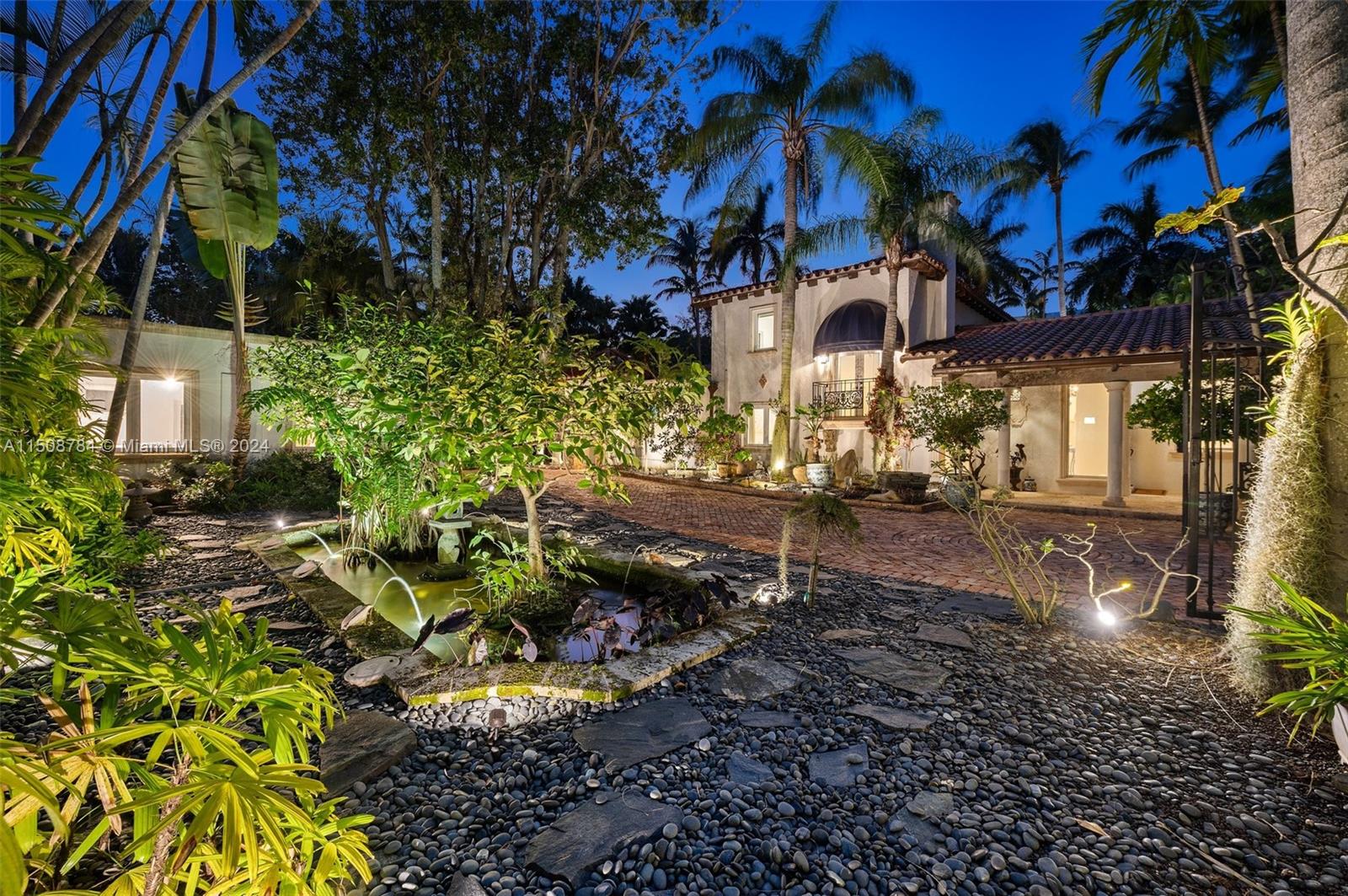 3632 Stewart Ave, Miami, FL 33133, 4 Bedrooms Bedrooms, ,5 BathroomsBathrooms,Residential,For Sale,Stewart Ave,A11508784