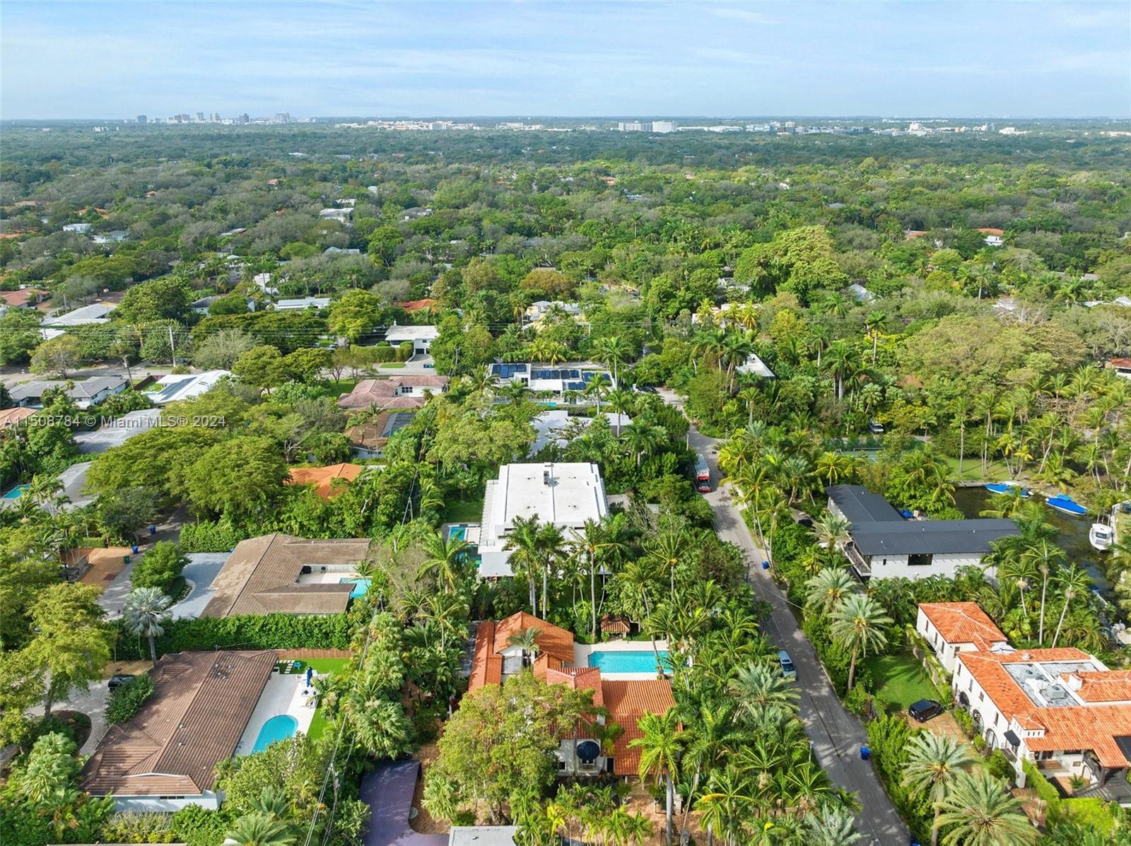 3632 Stewart Ave, Miami, FL 33133, 4 Bedrooms Bedrooms, ,5 BathroomsBathrooms,Residential,For Sale,Stewart Ave,A11508784