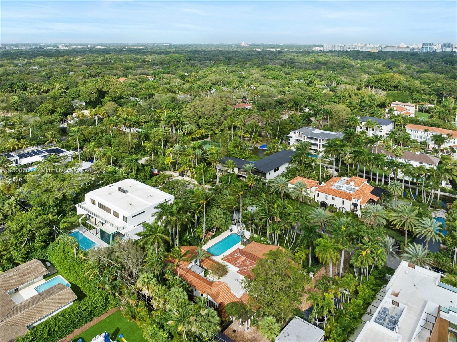 3632 Stewart Ave, Miami, FL 33133, 4 Bedrooms Bedrooms, ,5 BathroomsBathrooms,Residential,For Sale,Stewart Ave,A11508784