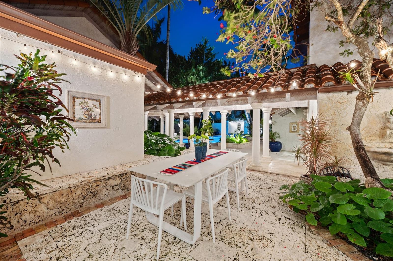 3632 Stewart Ave, Miami, FL 33133, 4 Bedrooms Bedrooms, ,5 BathroomsBathrooms,Residential,For Sale,Stewart Ave,A11508784