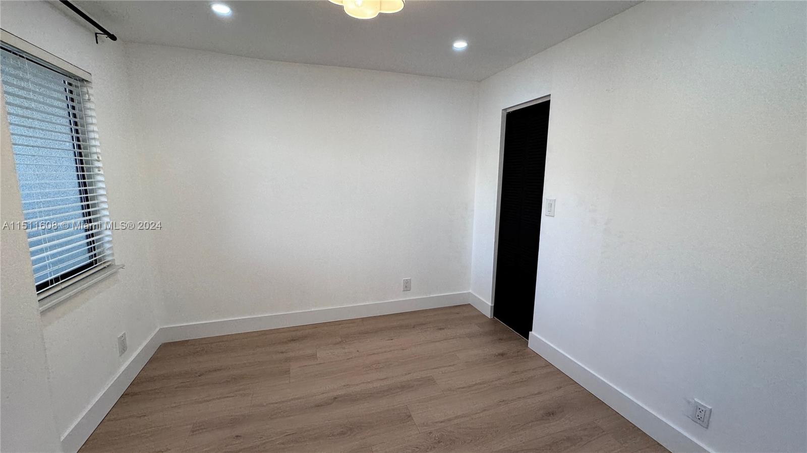 370 City View Dr, Fort Lauderdale, FL, 33311 United States, 3 Bedrooms Bedrooms, ,2 BathroomsBathrooms,Residential,For Sale,City View Dr,A11511608