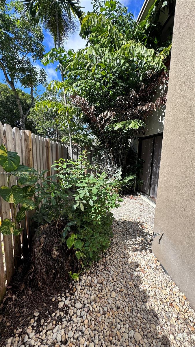 370 City View Dr, Fort Lauderdale, FL, 33311 United States, 3 Bedrooms Bedrooms, ,2 BathroomsBathrooms,Residential,For Sale,City View Dr,A11511608