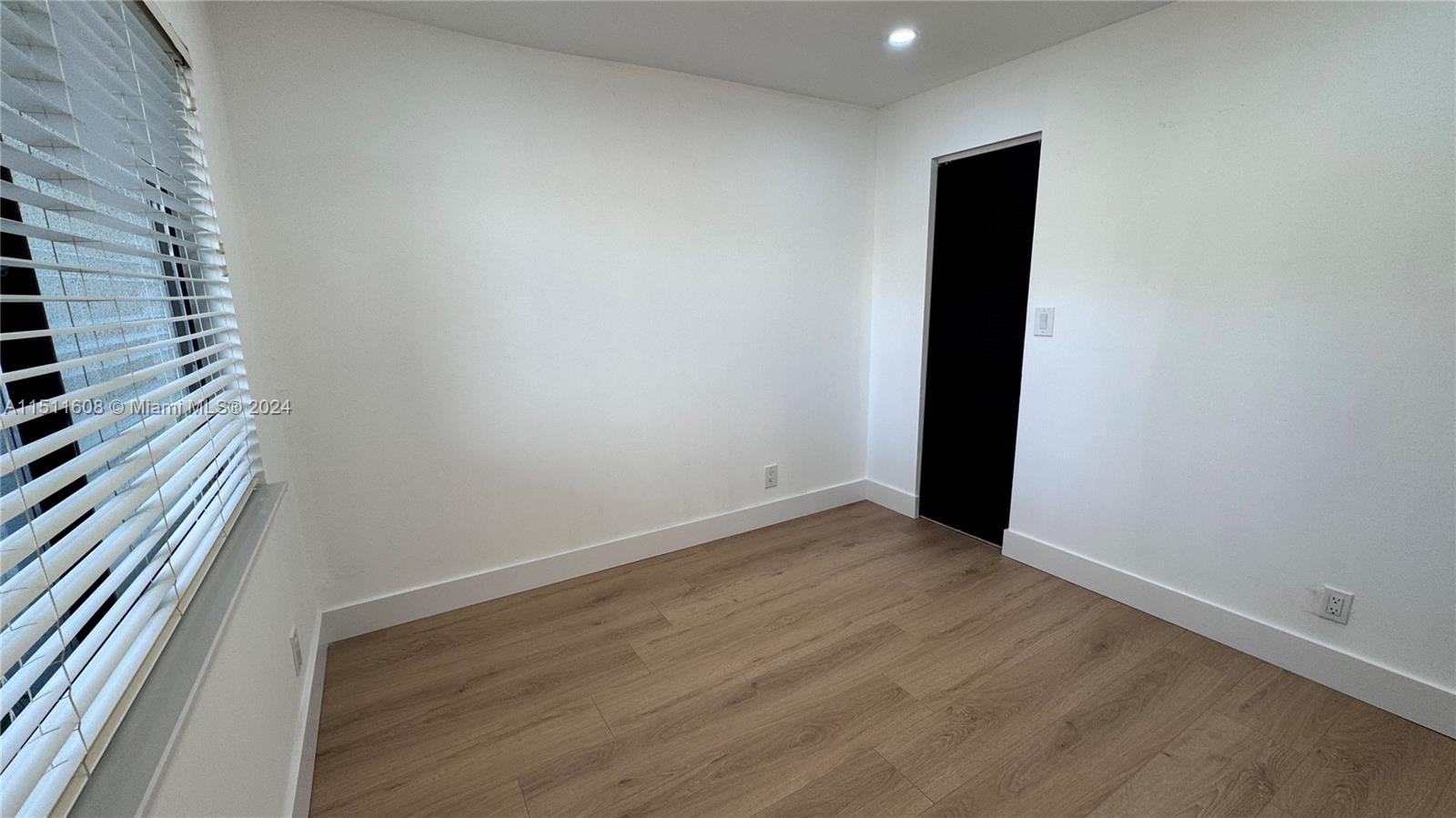 370 City View Dr, Fort Lauderdale, FL, 33311 United States, 3 Bedrooms Bedrooms, ,2 BathroomsBathrooms,Residential,For Sale,City View Dr,A11511608