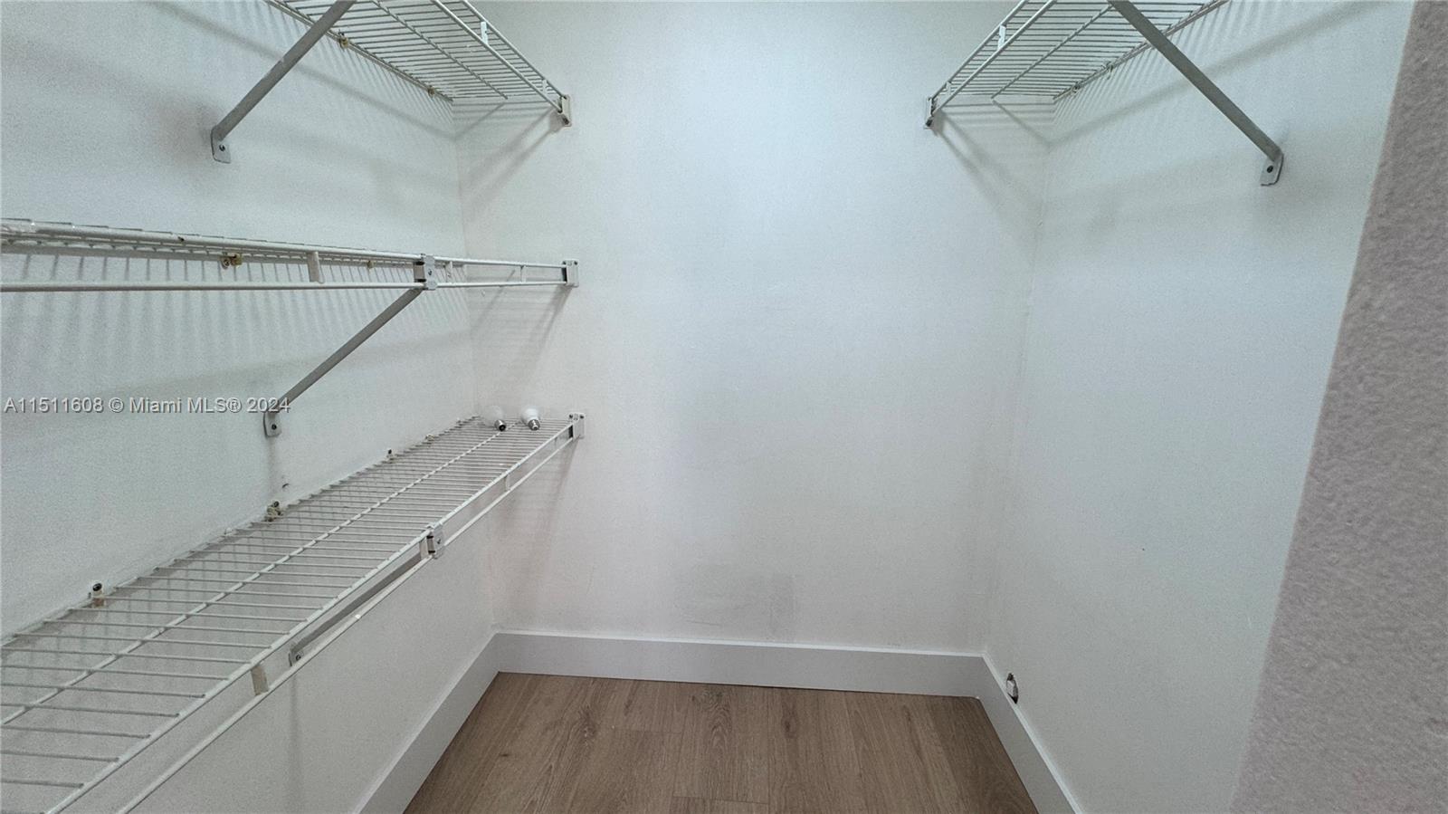 370 City View Dr, Fort Lauderdale, FL, 33311 United States, 3 Bedrooms Bedrooms, ,2 BathroomsBathrooms,Residential,For Sale,City View Dr,A11511608