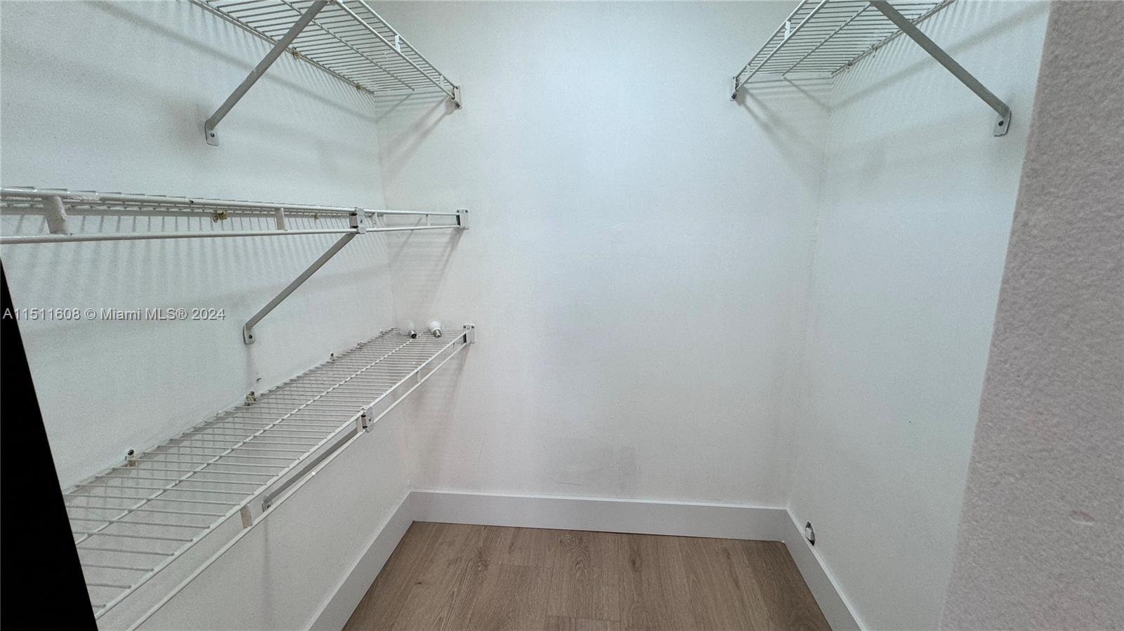 370 City View Dr, Fort Lauderdale, FL, 33311 United States, 3 Bedrooms Bedrooms, ,2 BathroomsBathrooms,Residential,For Sale,City View Dr,A11511608