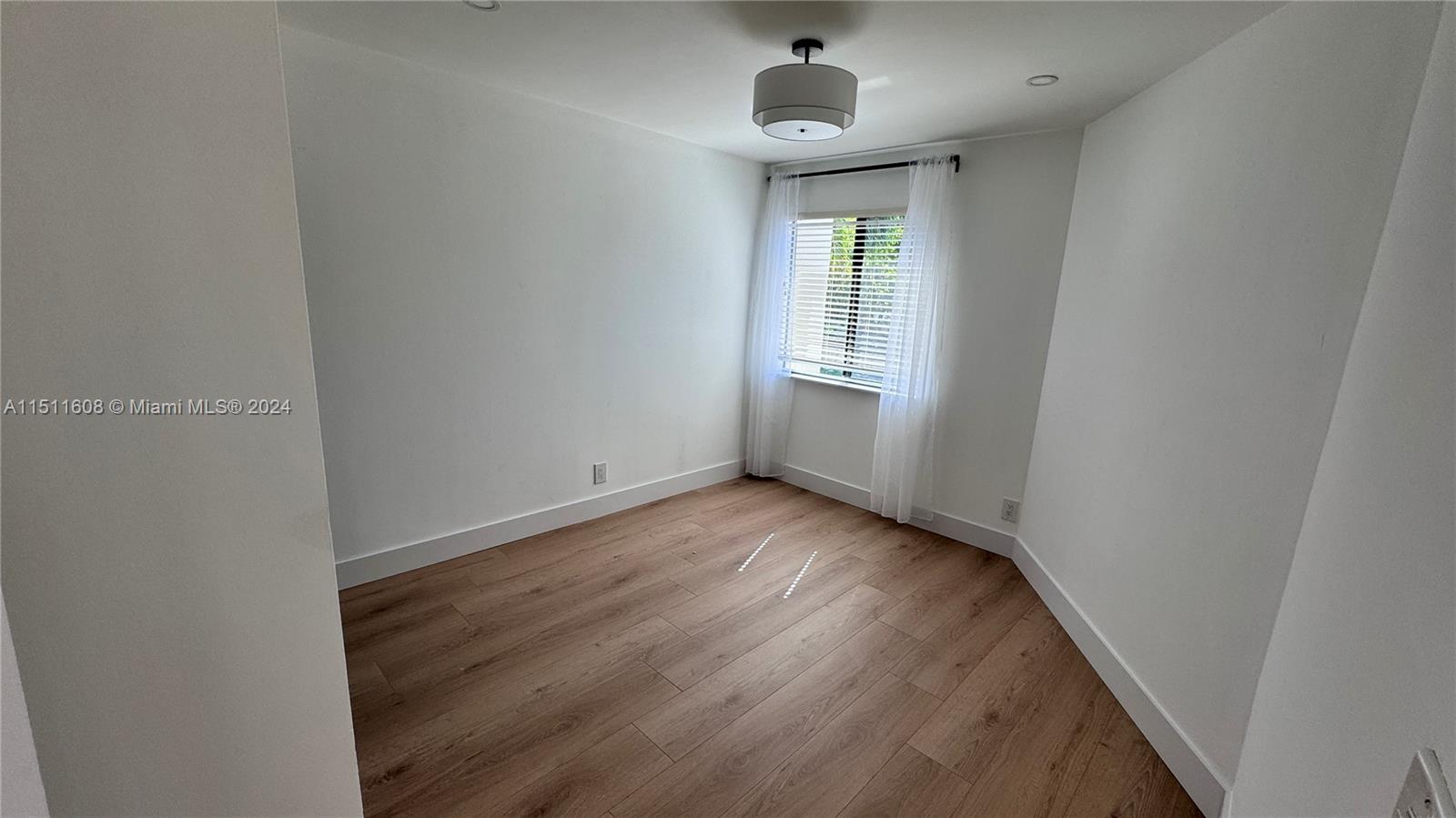 370 City View Dr, Fort Lauderdale, FL, 33311 United States, 3 Bedrooms Bedrooms, ,2 BathroomsBathrooms,Residential,For Sale,City View Dr,A11511608