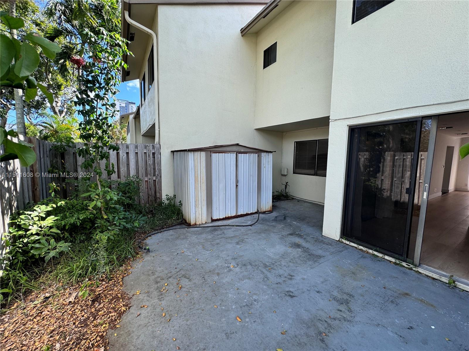 370 City View Dr, Fort Lauderdale, FL, 33311 United States, 3 Bedrooms Bedrooms, ,2 BathroomsBathrooms,Residential,For Sale,City View Dr,A11511608