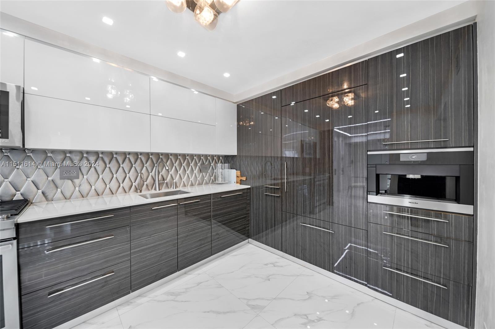 2030 S Ocean Dr 2127, Hallandale Beach, Florida 33009, 3 Bedrooms Bedrooms, ,2 BathroomsBathrooms,Residential,For Sale,2030 S Ocean Dr 2127,A11511614