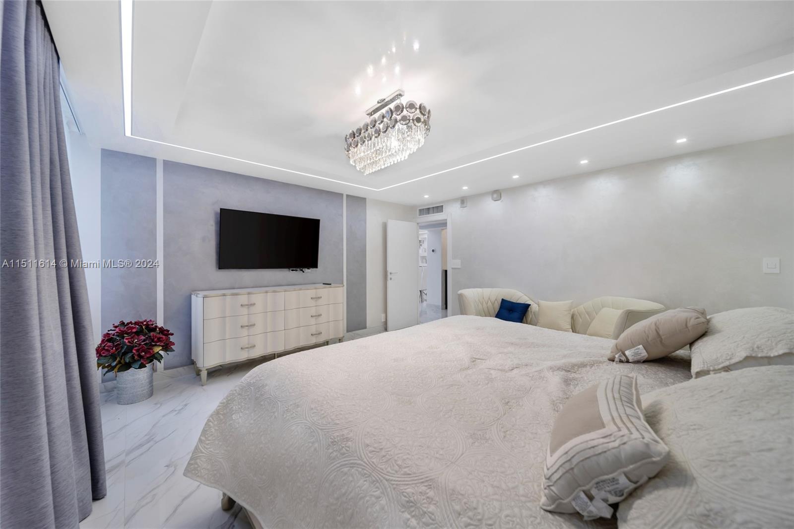 2030 S Ocean Dr 2127, Hallandale Beach, Florida 33009, 3 Bedrooms Bedrooms, ,2 BathroomsBathrooms,Residential,For Sale,2030 S Ocean Dr 2127,A11511614