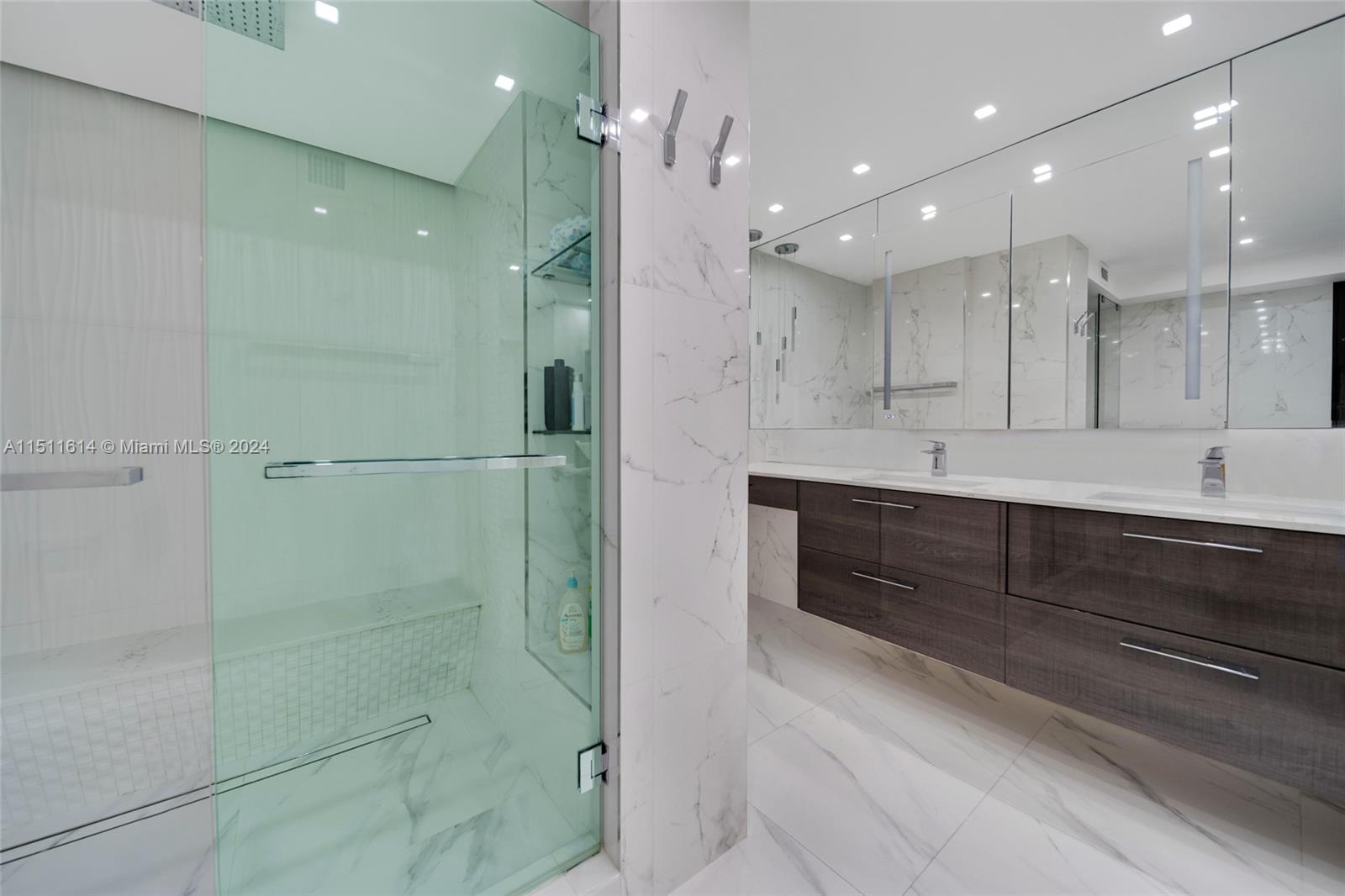 2030 S Ocean Dr 2127, Hallandale Beach, Florida 33009, 3 Bedrooms Bedrooms, ,2 BathroomsBathrooms,Residential,For Sale,2030 S Ocean Dr 2127,A11511614