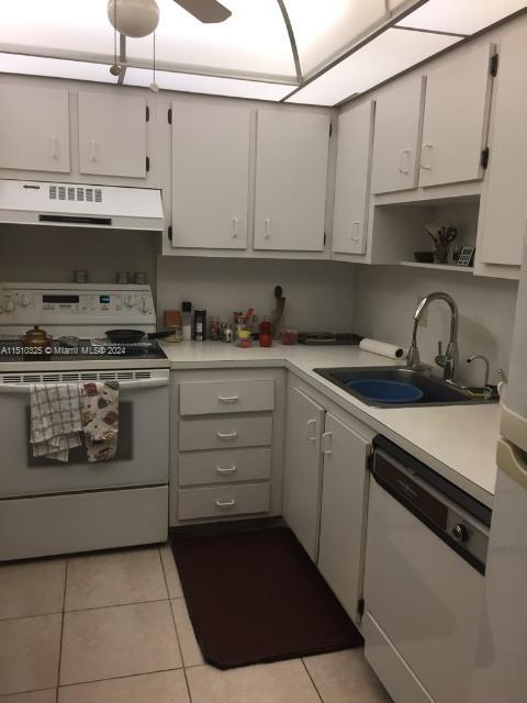 900 Saint Charles Pl 507