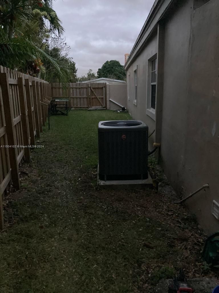North Miami Beach, Florida 33179, 3 Bedrooms Bedrooms, ,2 BathroomsBathrooms,Residential,For Sale,A11504102