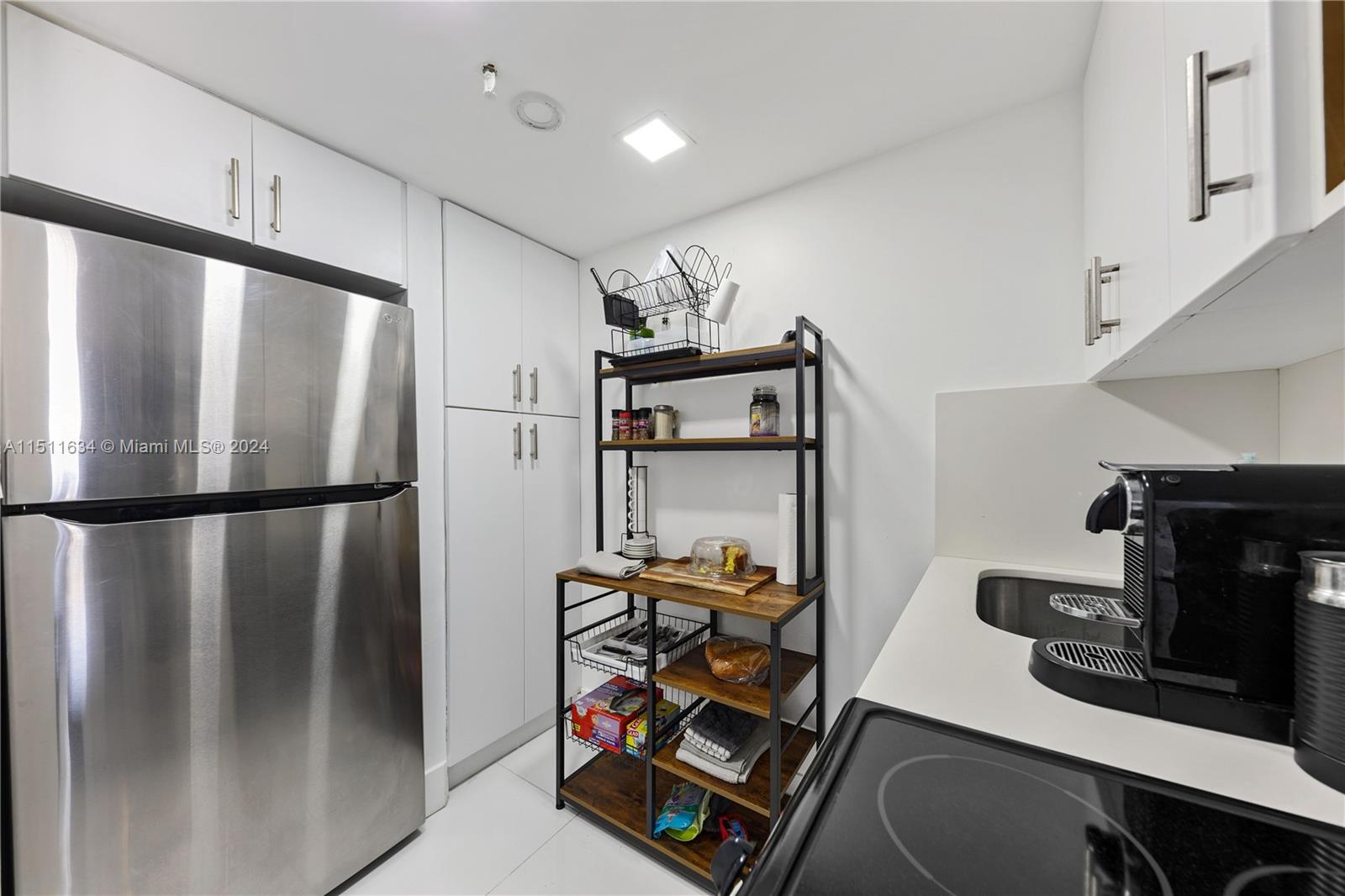 555 NE 15th St 417, Miami, Florida 33132, ,1 BathroomBathrooms,Residential,For Sale,555 NE 15th St 417,A11511634