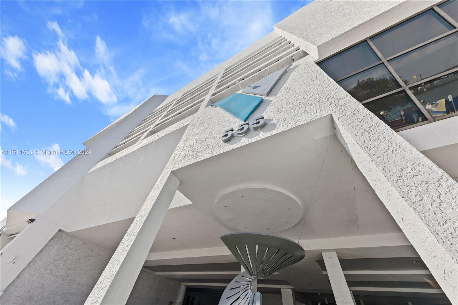 555 NE 15th St 417, Miami, Florida 33132, ,1 BathroomBathrooms,Residential,For Sale,555 NE 15th St 417,A11511634