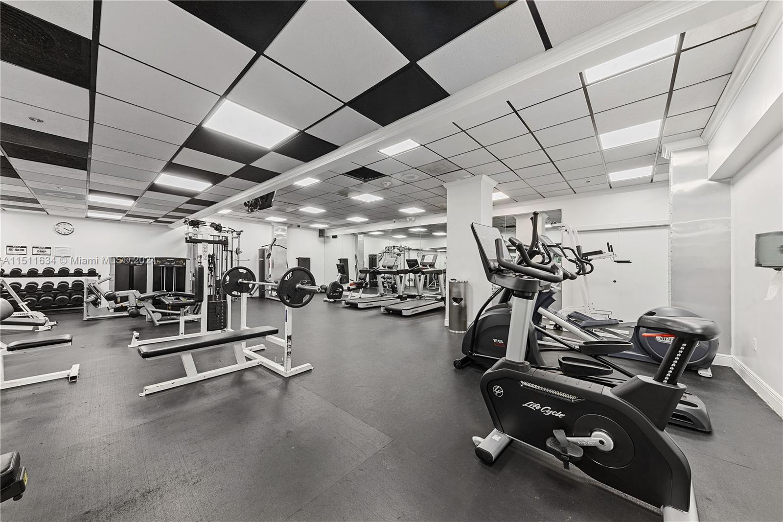 555 NE 15th St 417, Miami, Florida 33132, ,1 BathroomBathrooms,Residential,For Sale,555 NE 15th St 417,A11511634