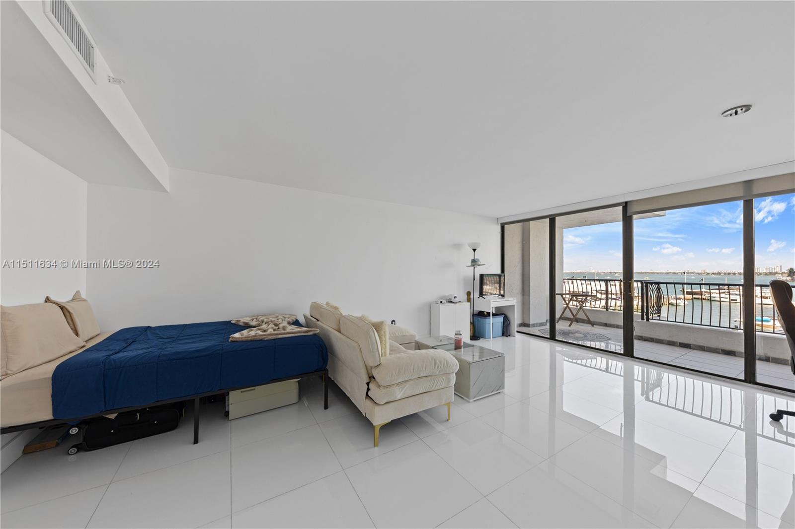 555 NE 15th St 417, Miami, Florida 33132, ,1 BathroomBathrooms,Residential,For Sale,555 NE 15th St 417,A11511634