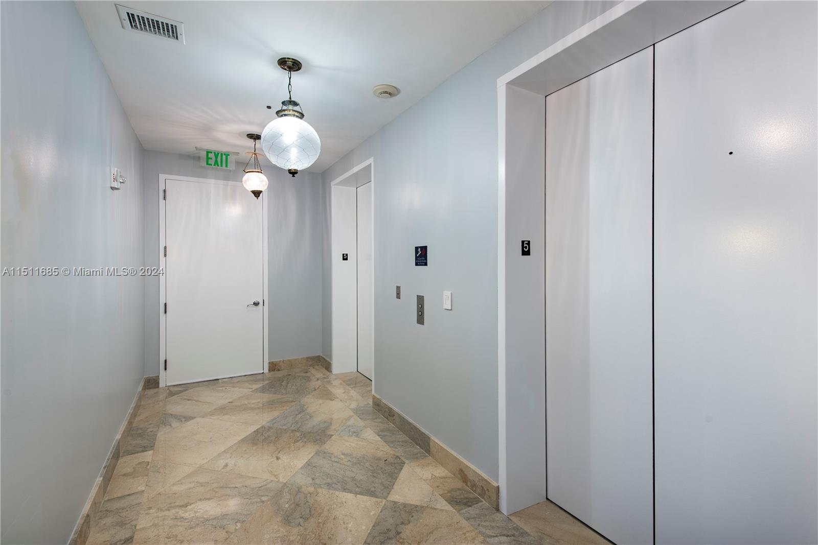 100 Pointe Dr, Miami Beach, FL, 33139 United States, 3 Bedrooms Bedrooms, ,3 BathroomsBathrooms,Residential,For Sale,Pointe Dr,A11511685