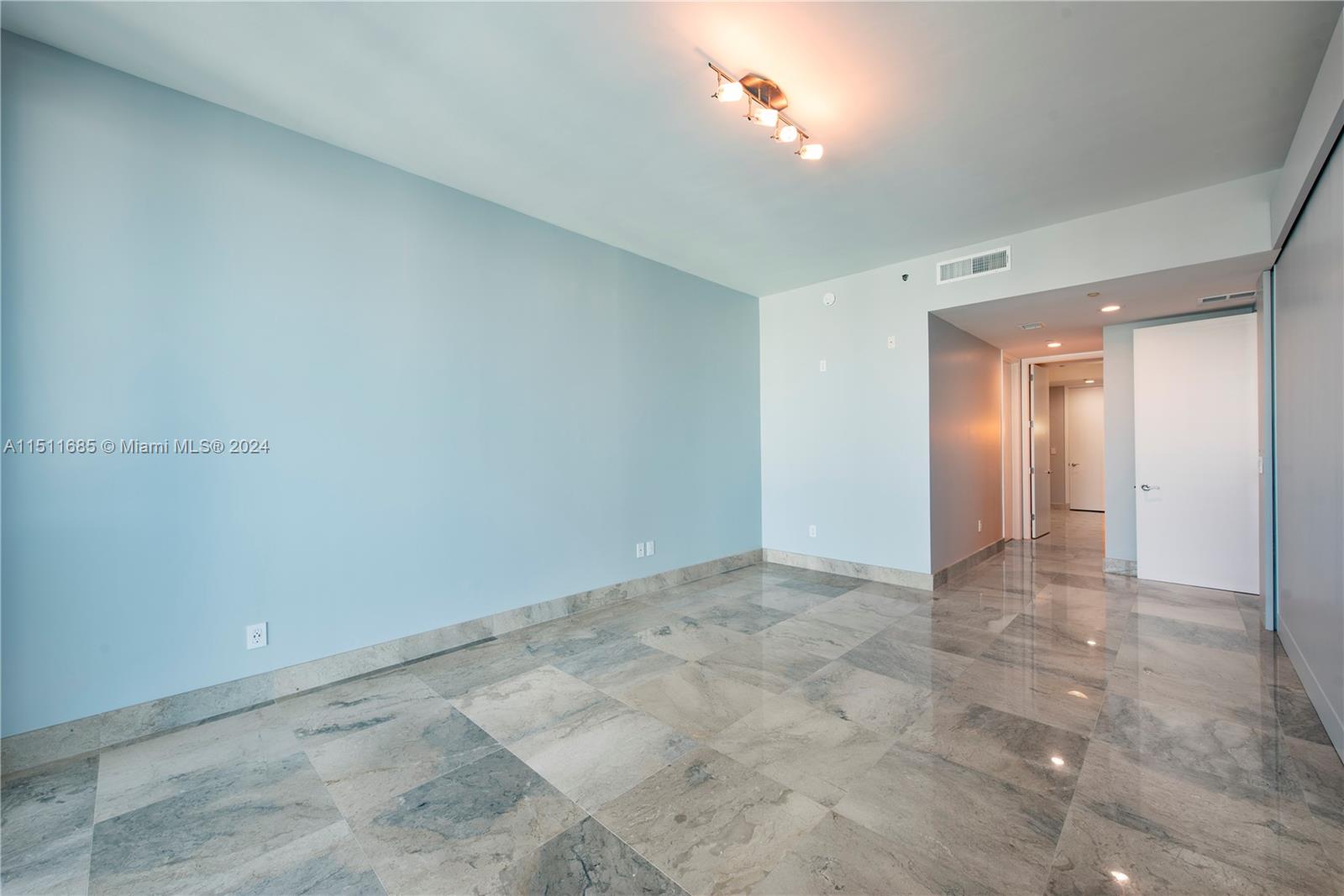 100 Pointe Dr, Miami Beach, FL, 33139 United States, 3 Bedrooms Bedrooms, ,3 BathroomsBathrooms,Residential,For Sale,Pointe Dr,A11511685