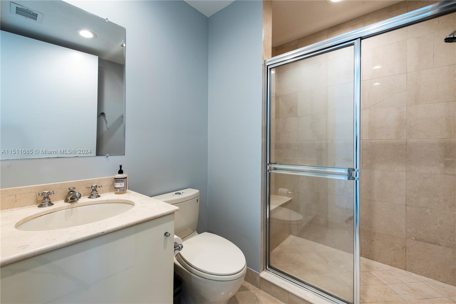 100 Pointe Dr, Miami Beach, FL, 33139 United States, 3 Bedrooms Bedrooms, ,3 BathroomsBathrooms,Residential,For Sale,Pointe Dr,A11511685