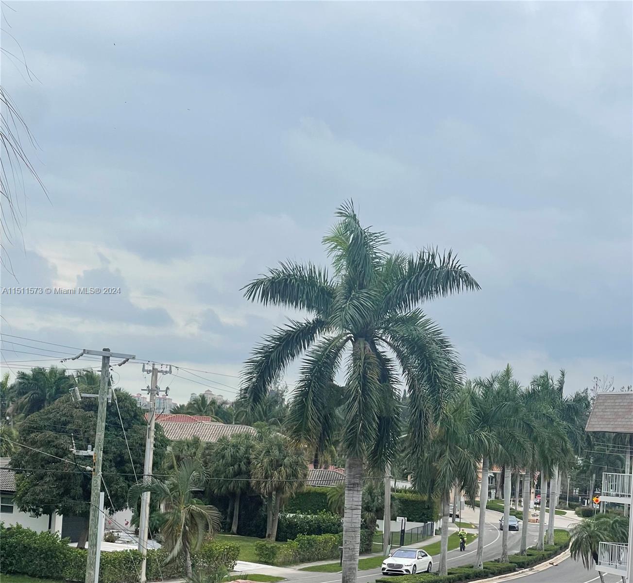 501 Blue Heron Dr 114-A, Hallandale Beach, Florida 33009, 2 Bedrooms Bedrooms, ,2 BathroomsBathrooms,Residential,For Sale,501 Blue Heron Dr 114-A,A11511573