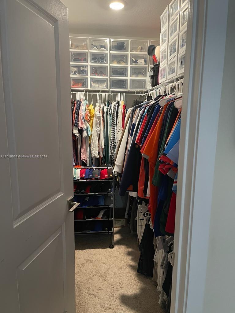 2419 SE 11th St 2419, Homestead, Florida 33035, 3 Bedrooms Bedrooms, ,2 BathroomsBathrooms,Residential,For Sale,2419 SE 11th St 2419,A11510958