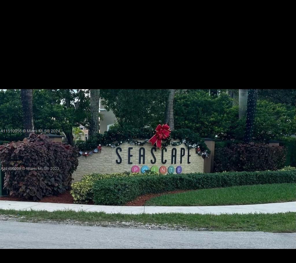 2419 SE 11th St 2419, Homestead, Florida 33035, 3 Bedrooms Bedrooms, ,2 BathroomsBathrooms,Residential,For Sale,2419 SE 11th St 2419,A11510958