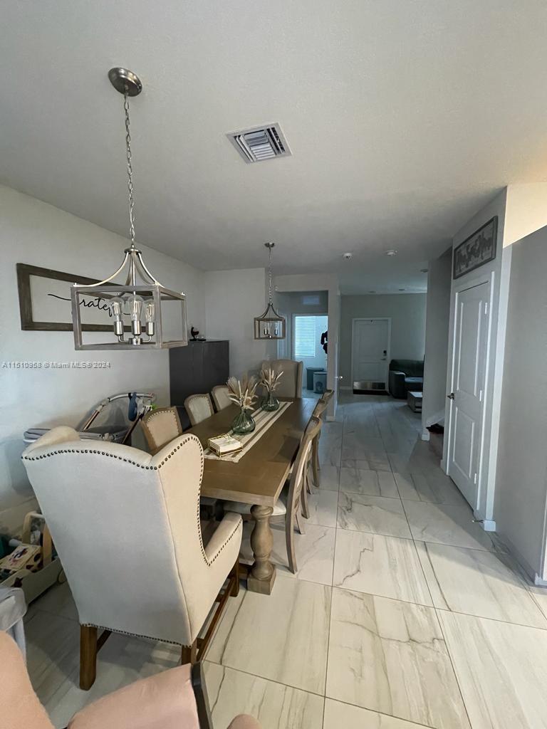 2419 SE 11th St 2419, Homestead, Florida 33035, 3 Bedrooms Bedrooms, ,2 BathroomsBathrooms,Residential,For Sale,2419 SE 11th St 2419,A11510958