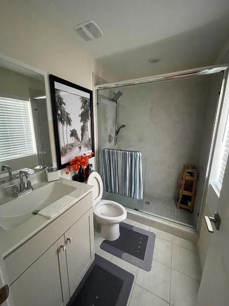 2419 SE 11th St 2419, Homestead, Florida 33035, 3 Bedrooms Bedrooms, ,2 BathroomsBathrooms,Residential,For Sale,2419 SE 11th St 2419,A11510958