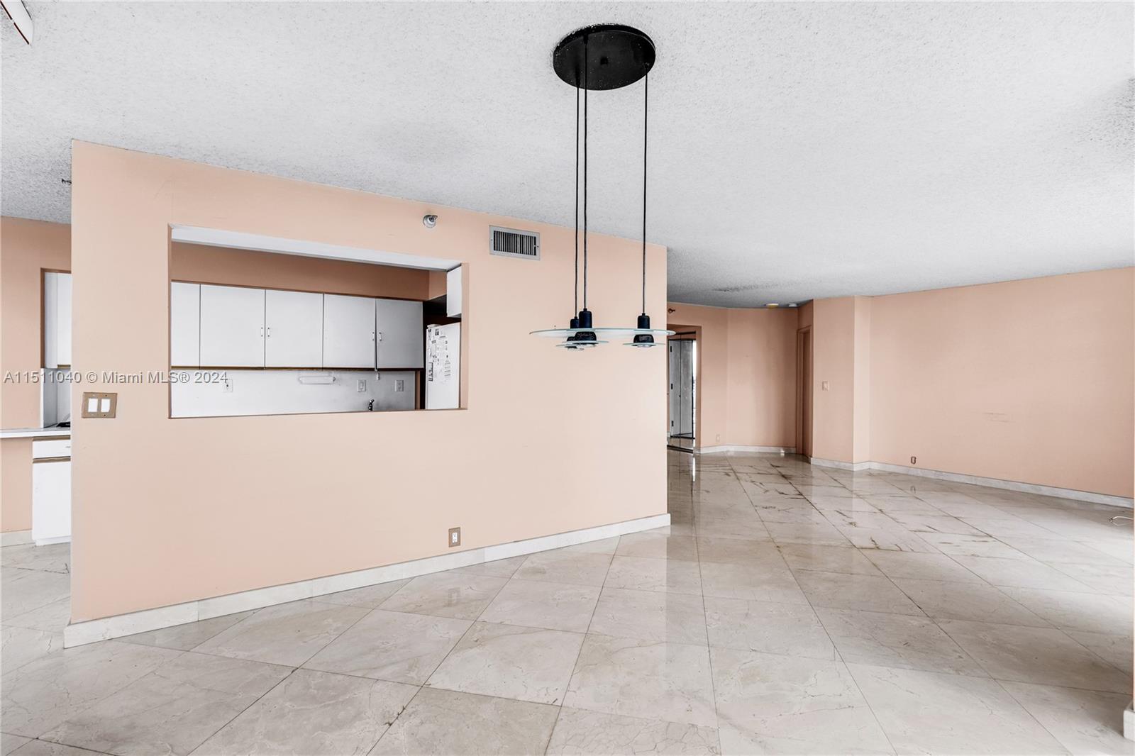 19101 NE 36th Ct 2705, Aventura, Florida 33180, 2 Bedrooms Bedrooms, ,2 BathroomsBathrooms,Residential,For Sale,19101 NE 36th Ct 2705,A11511040