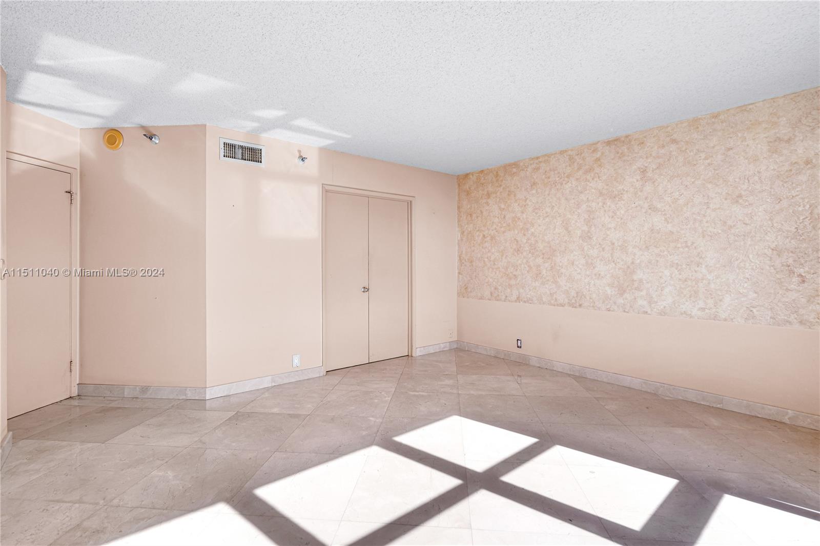 19101 NE 36th Ct 2705, Aventura, Florida 33180, 2 Bedrooms Bedrooms, ,2 BathroomsBathrooms,Residential,For Sale,19101 NE 36th Ct 2705,A11511040