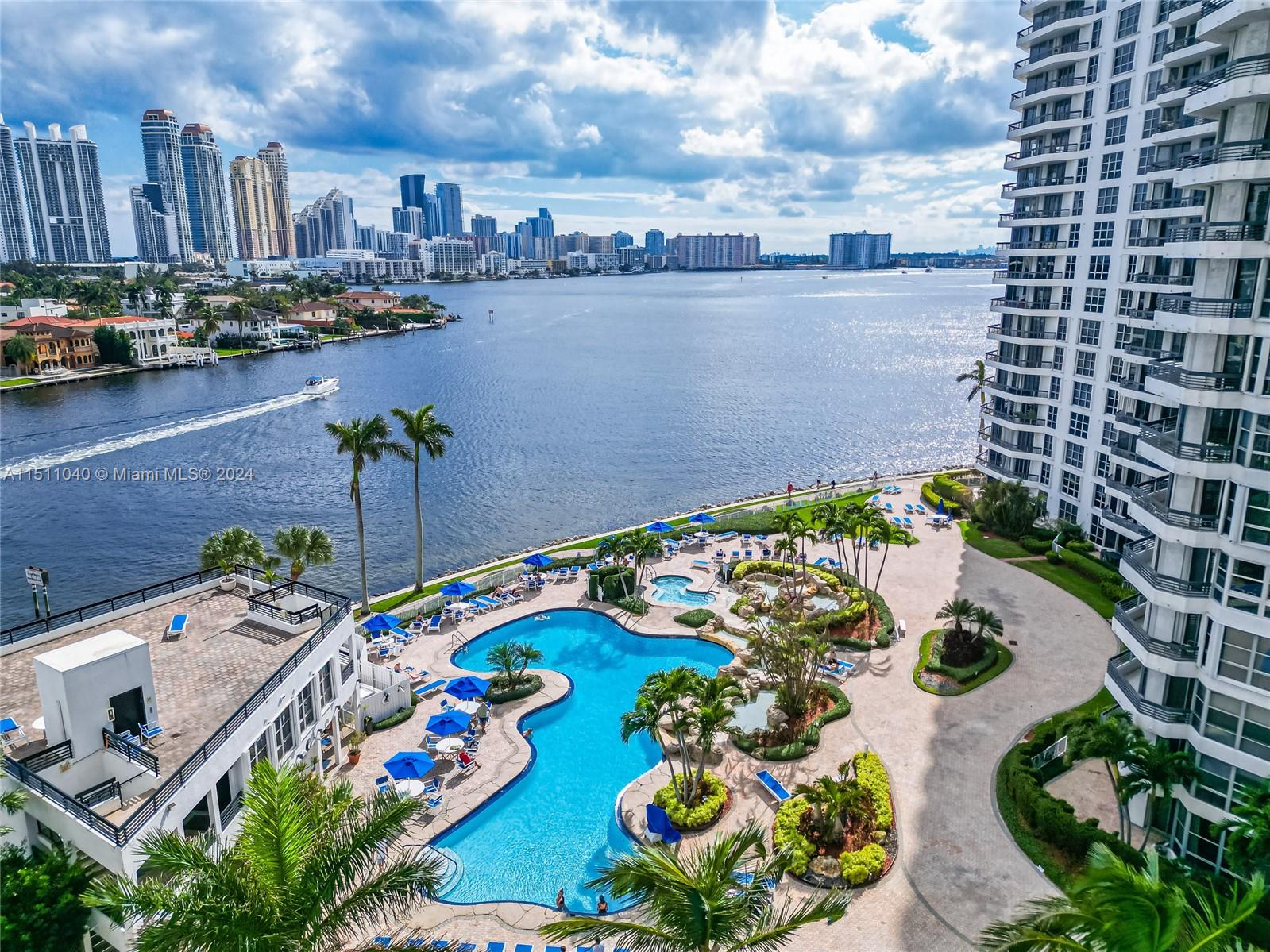 19101 NE 36th Ct 2705, Aventura, Florida 33180, 2 Bedrooms Bedrooms, ,2 BathroomsBathrooms,Residential,For Sale,19101 NE 36th Ct 2705,A11511040