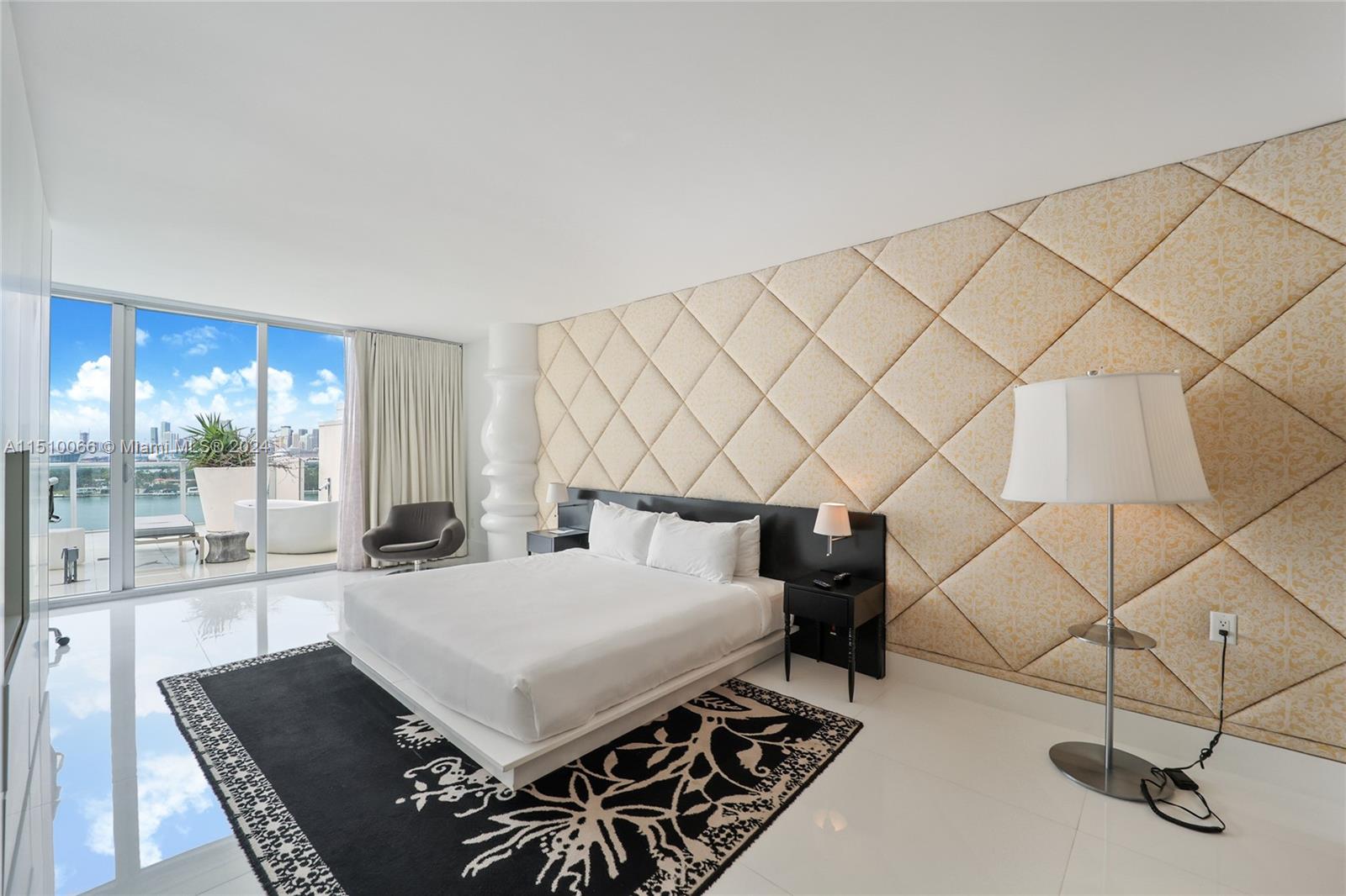 1100 West Ave TS-4, Miami Beach, Florida 33139, 2 Bedrooms Bedrooms, ,2 BathroomsBathrooms,Residential,For Sale,1100 West Ave TS-4,A11510066