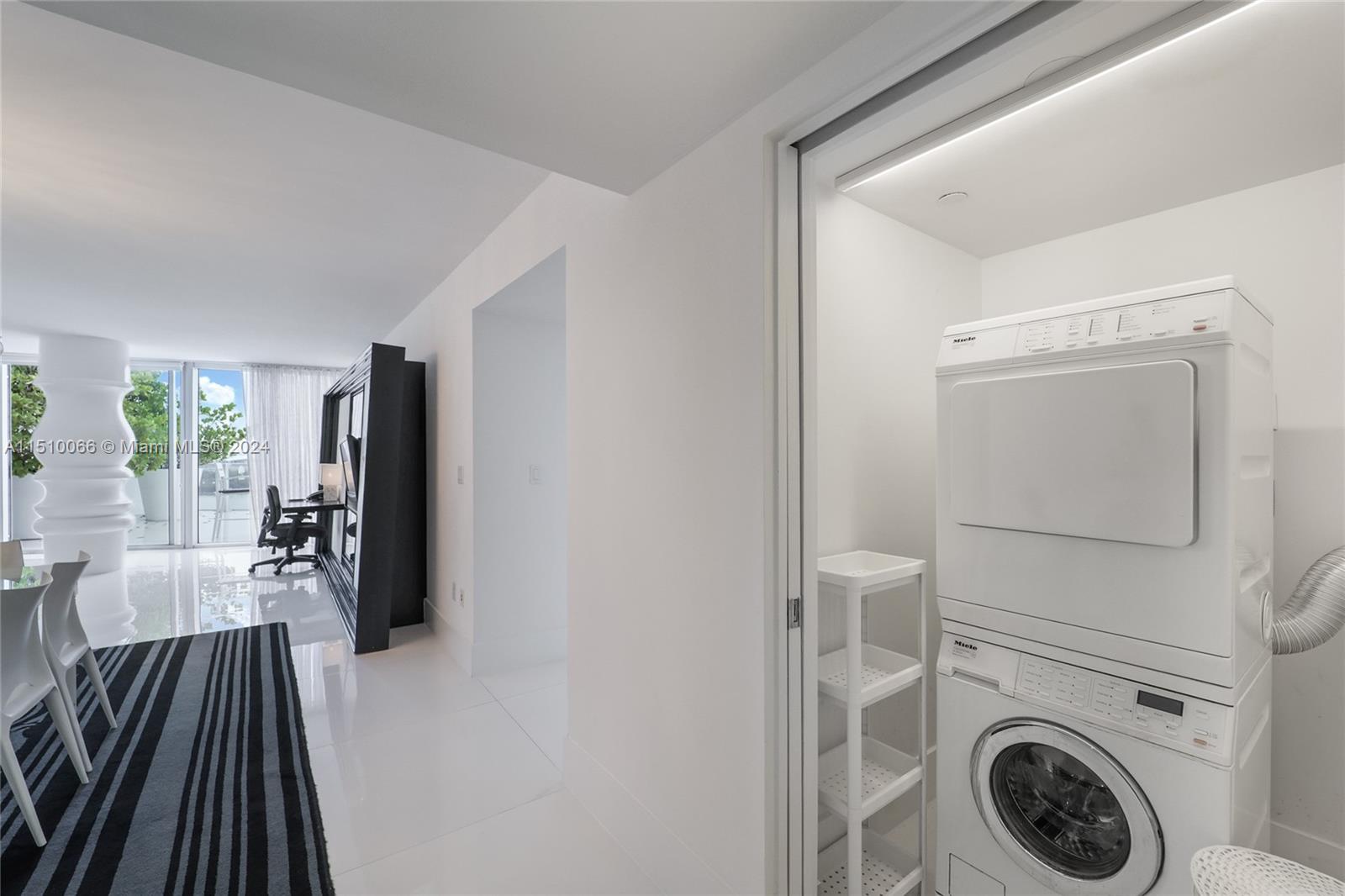 1100 West Ave TS-4, Miami Beach, Florida 33139, 2 Bedrooms Bedrooms, ,2 BathroomsBathrooms,Residential,For Sale,1100 West Ave TS-4,A11510066