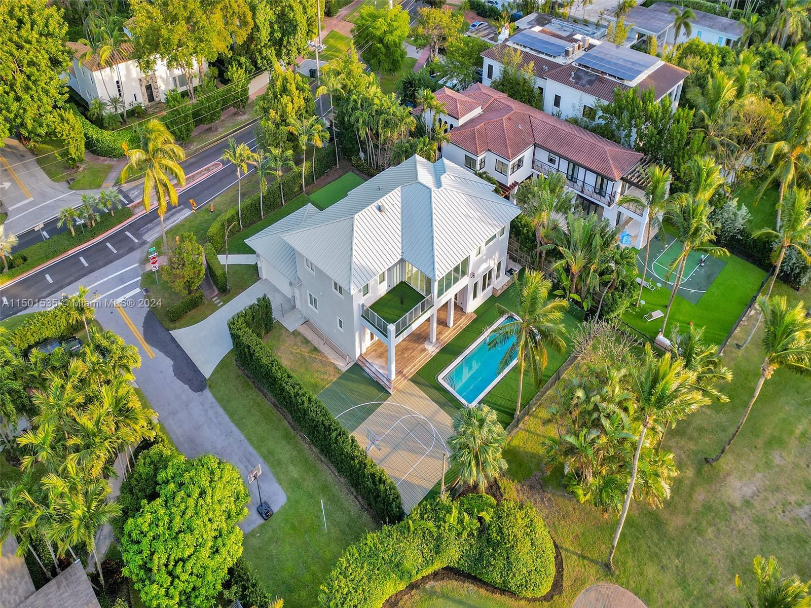 5180 La Gorce Dr, Miami Beach, FL, 33140 United States, 4 Bedrooms Bedrooms, ,3 BathroomsBathrooms,Residential,For Sale,La Gorce Dr,A11501535