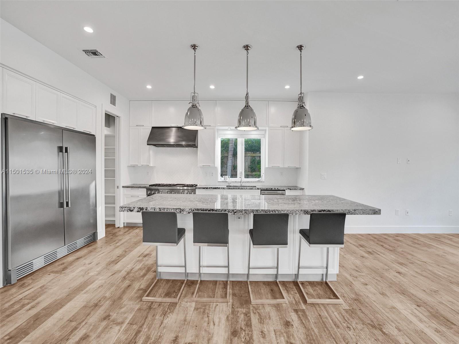 5180 La Gorce Dr, Miami Beach, FL, 33140 United States, 4 Bedrooms Bedrooms, ,3 BathroomsBathrooms,Residential,For Sale,La Gorce Dr,A11501535