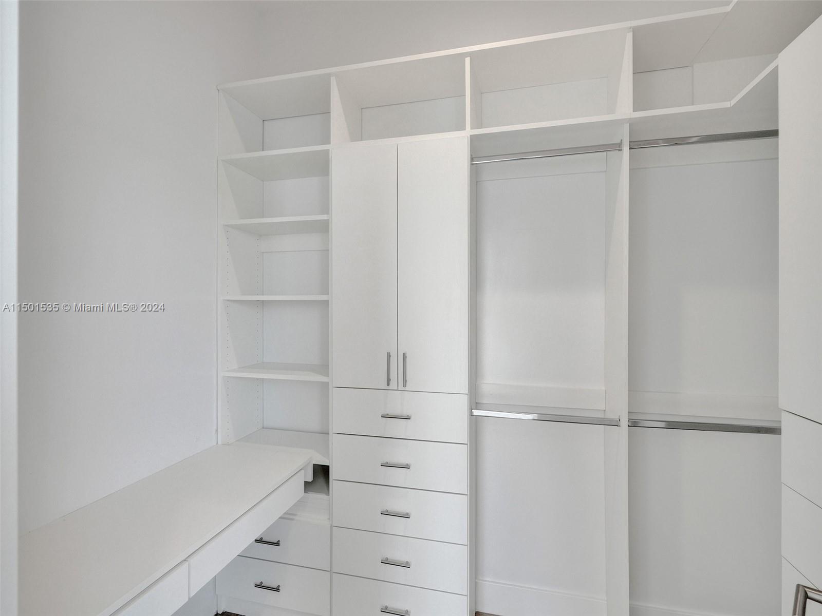 5180 La Gorce Dr, Miami Beach, FL, 33140 United States, 4 Bedrooms Bedrooms, ,3 BathroomsBathrooms,Residential,For Sale,La Gorce Dr,A11501535