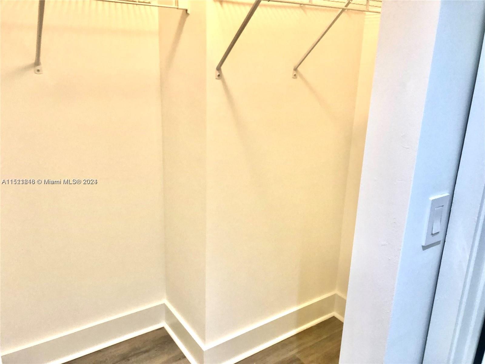 121 NE 34th St L302, Miami, Florida 33137, 1 Bedroom Bedrooms, ,1 BathroomBathrooms,Residential,For Sale,121 NE 34th St L302,A11511818