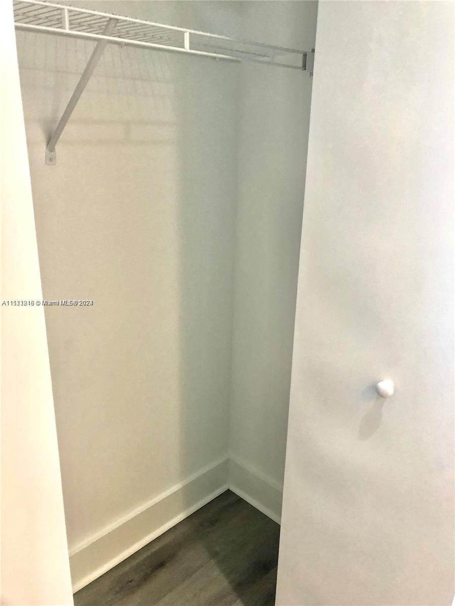 121 NE 34th St L302, Miami, Florida 33137, 1 Bedroom Bedrooms, ,1 BathroomBathrooms,Residential,For Sale,121 NE 34th St L302,A11511818
