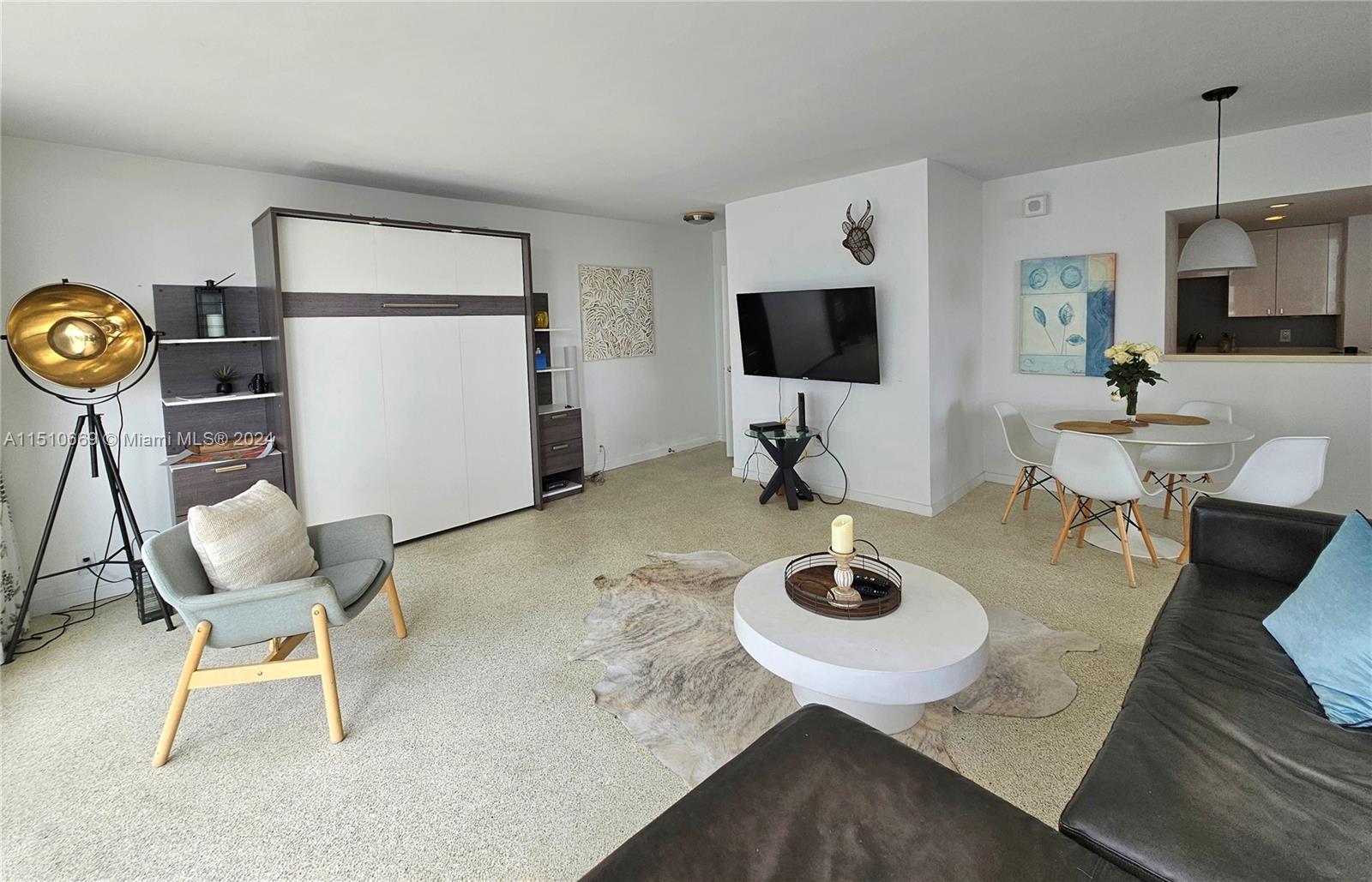 1000 West Ave 729, Miami Beach, Florida 33139, 1 Bedroom Bedrooms, ,1 BathroomBathrooms,Residentiallease,For Rent,1000 West Ave 729,A11510669