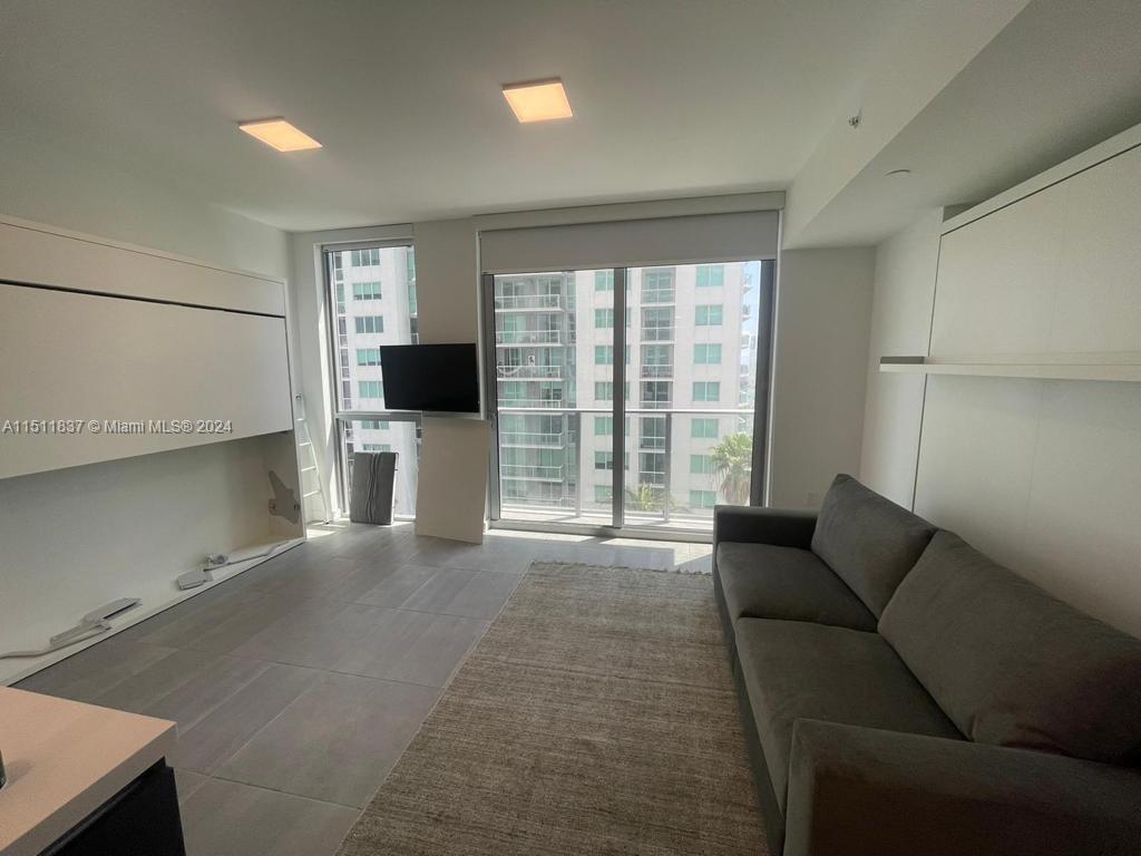 227 NE 2nd St 1613, Miami, Florida 33132, ,1 BathroomBathrooms,Residential,For Sale,227 NE 2nd St 1613,A11511837