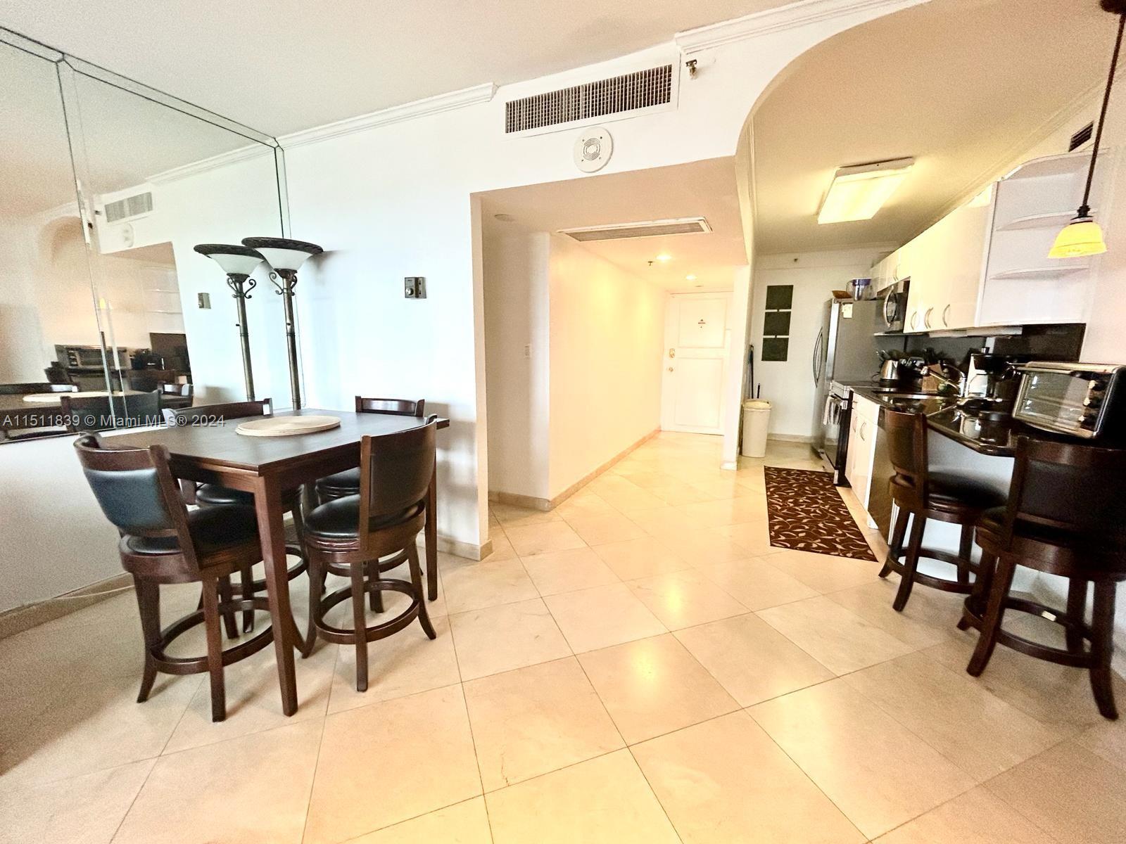 100 Lincoln Rd 1034, Miami Beach, Florida 33139, 1 Bedroom Bedrooms, ,1 BathroomBathrooms,Residential,For Sale,100 Lincoln Rd 1034,A11511839