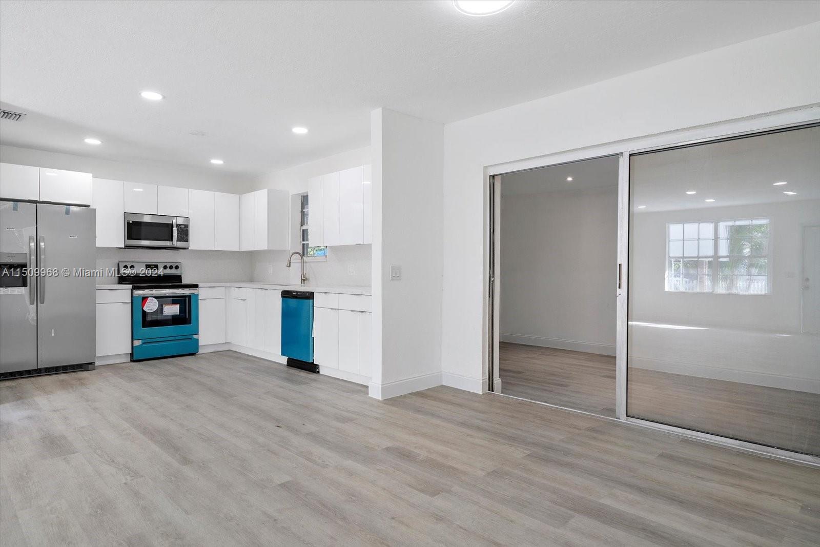 261 NE 172nd St A, North Miami Beach, Florida 33162, 3 Bedrooms Bedrooms, ,2 BathroomsBathrooms,Residentiallease,For Rent,261 NE 172nd St A,A11509968