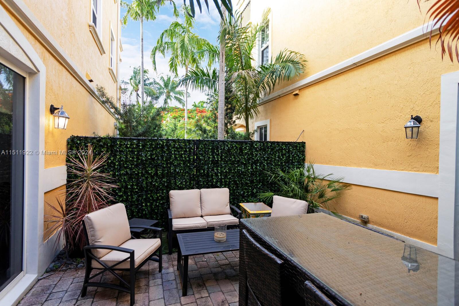 852 16th Ave, Fort Lauderdale, FL, 33304 United States, 3 Bedrooms Bedrooms, ,3 BathroomsBathrooms,Residential,For Sale,16th Ave,A11511922