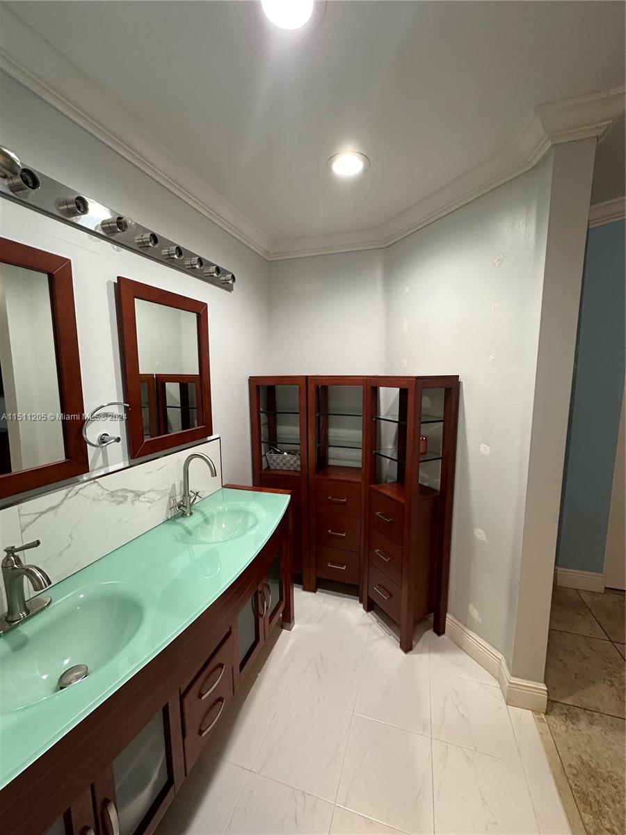 15781 SW 74th St, Miami, Florida 33193, 4 Bedrooms Bedrooms, ,3 BathroomsBathrooms,Residential,For Sale,15781 SW 74th St,A11511205